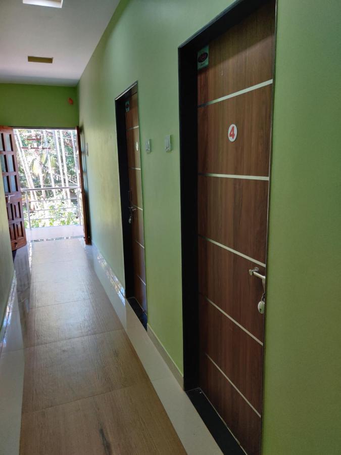 Bandekar Home Stay Mālvan Buitenkant foto